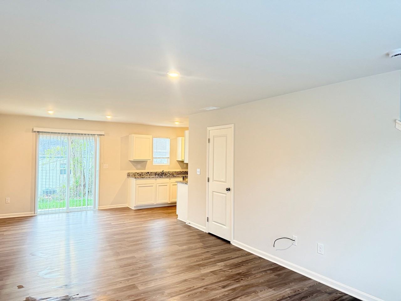 344 Berkley Rd - Photo 2 of 14