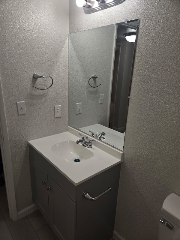 600 N Humboldt Ave #108 - Photo 3 of 20