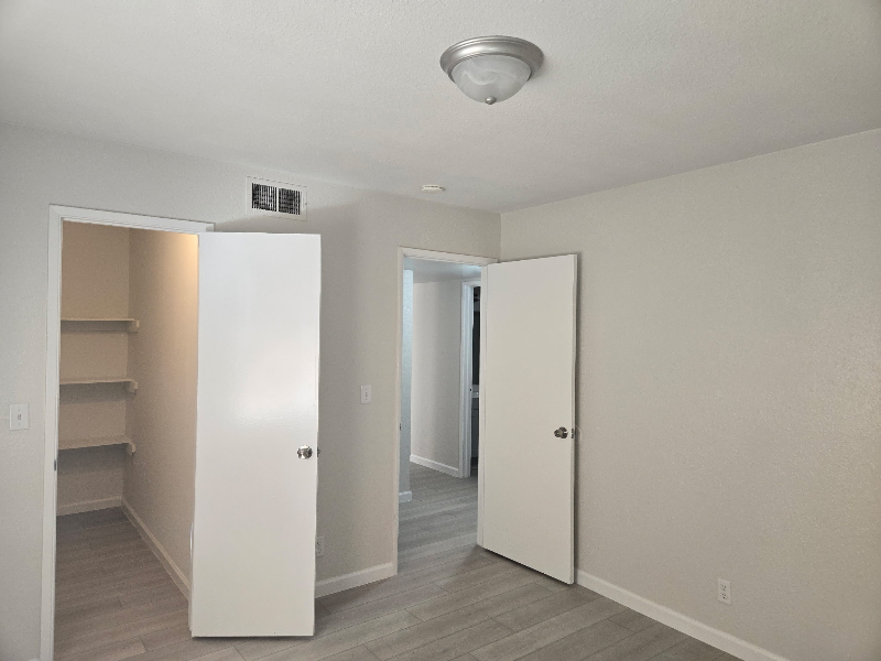 600 N Humboldt Ave #108 - Photo 5 of 20