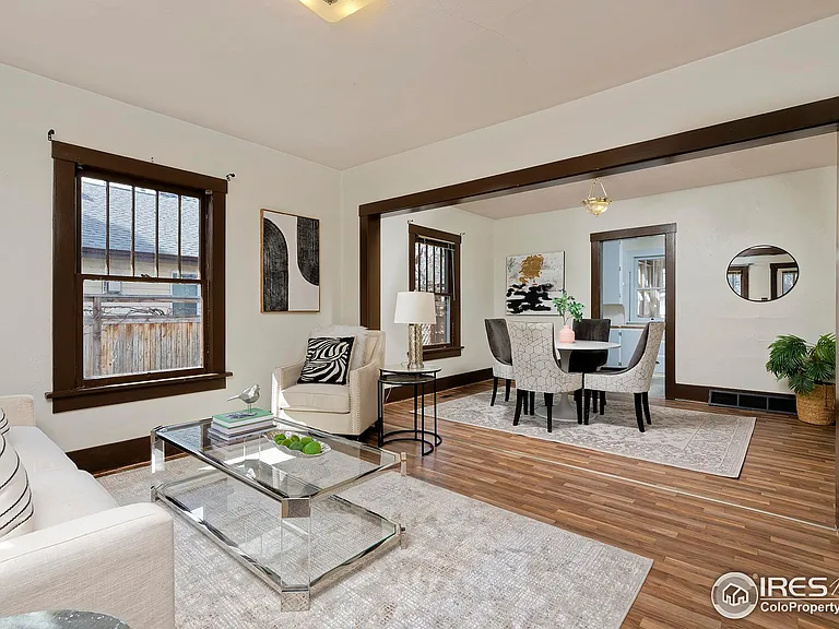 335 Park St - Photo 7 of 20