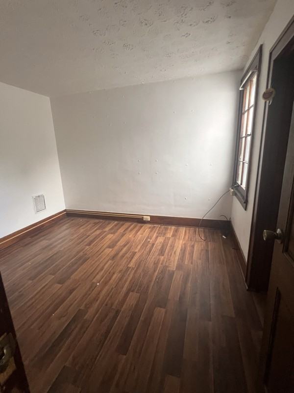 806 N 3rd St - Photo 6 of 13