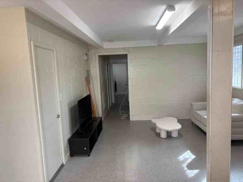 1238 Rycroft St #B - Photo 6 of 24