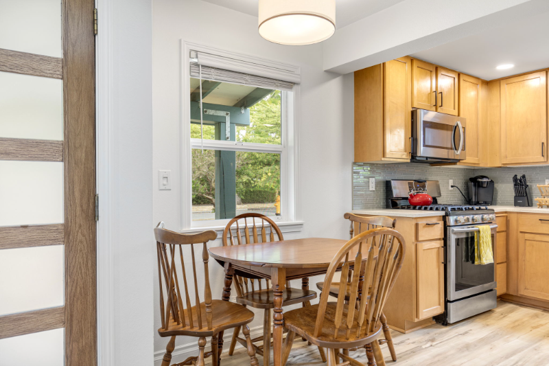 8626 13th Ave Sw - Photo 7 of 20