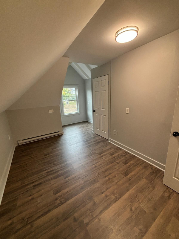 85 Whitman Ave #3 - Photo 6 of 19