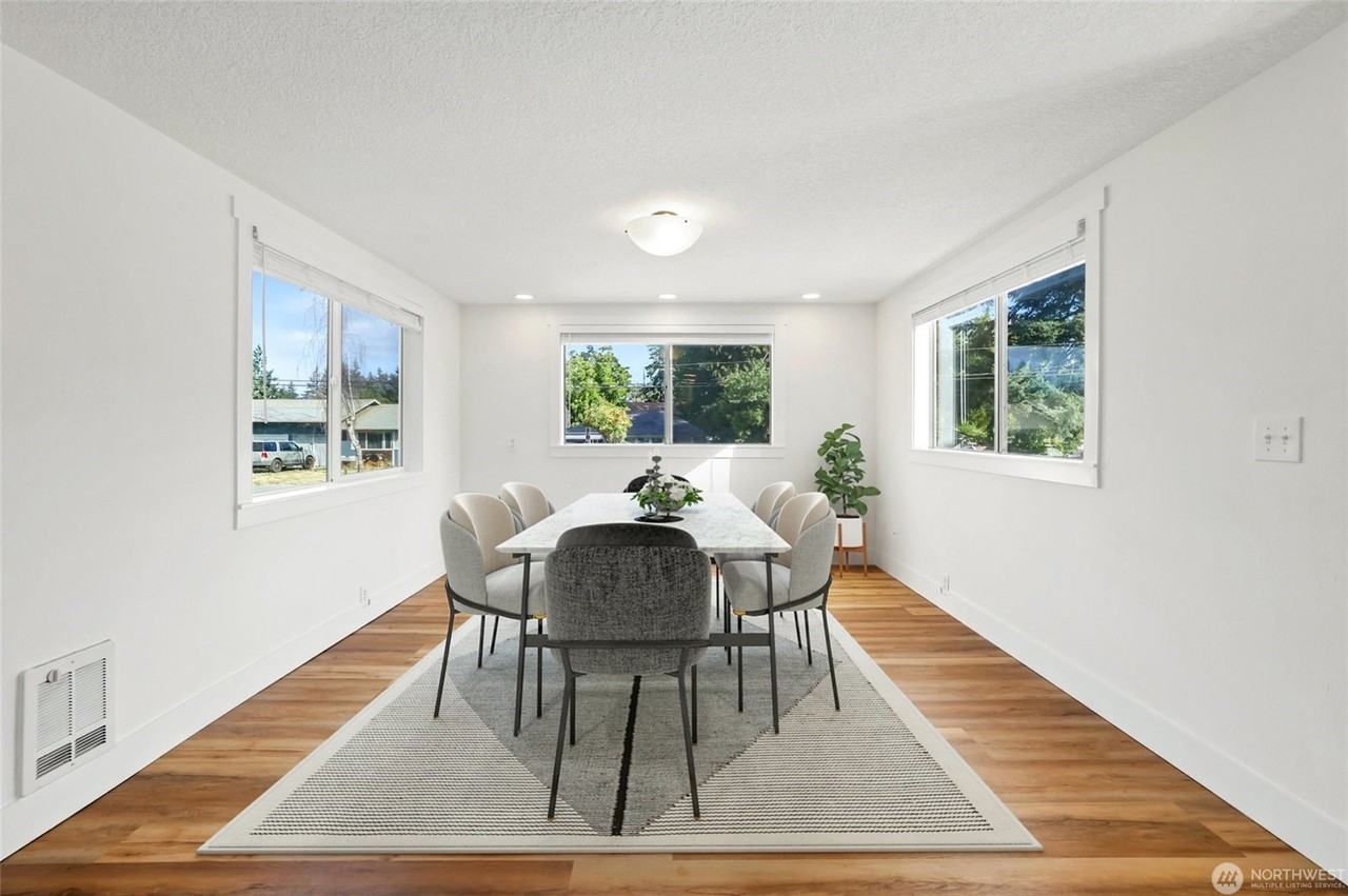 9104 Highland Ave Sw #1 - Photo 7 of 29