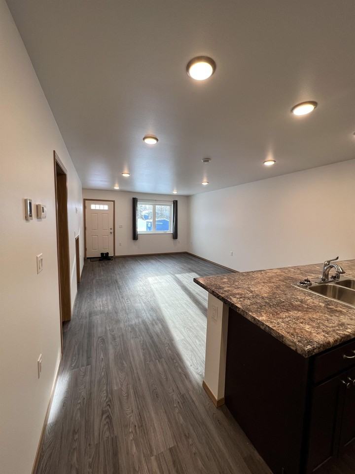 2755 Stone Point Court North Pole, AK, 99705 - 8 #8 - Photo 3 of 21