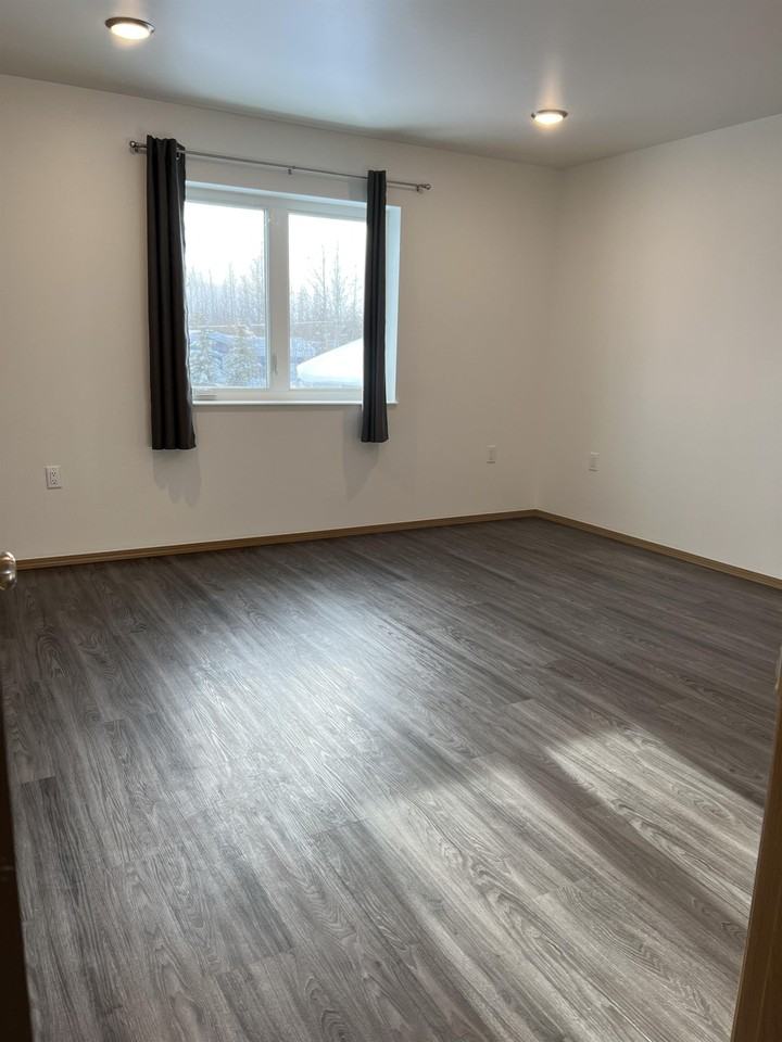 2755 Stone Point Court North Pole, AK, 99705 - 8 #8 - Photo 7 of 21