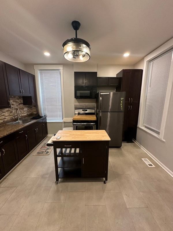 1649 W Garfield Blvd #1 - Photo 6 of 16
