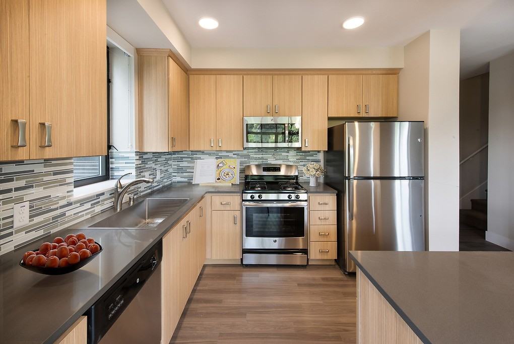 Agora at South Main - Photo 7 of 35