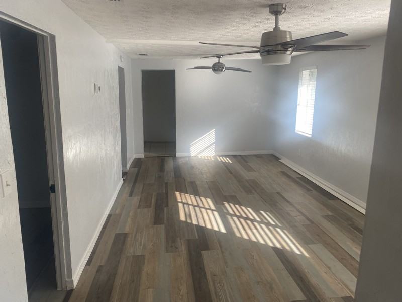 1541 Mccollum St - Photo 3 of 12