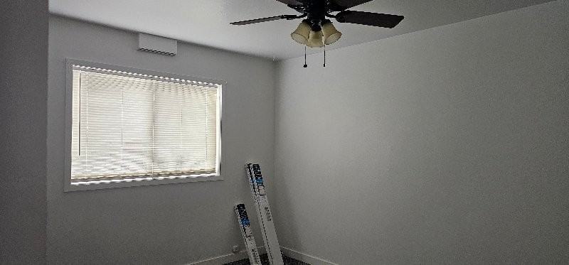 1320 Pershing Rd - Photo 4 of 4