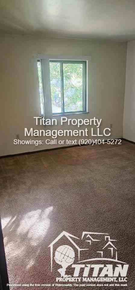 300 East Morning Glory Drive - Photo 3 of 6