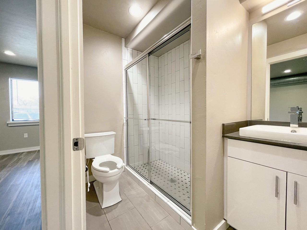 The Vic - East - Photo 6 of 24