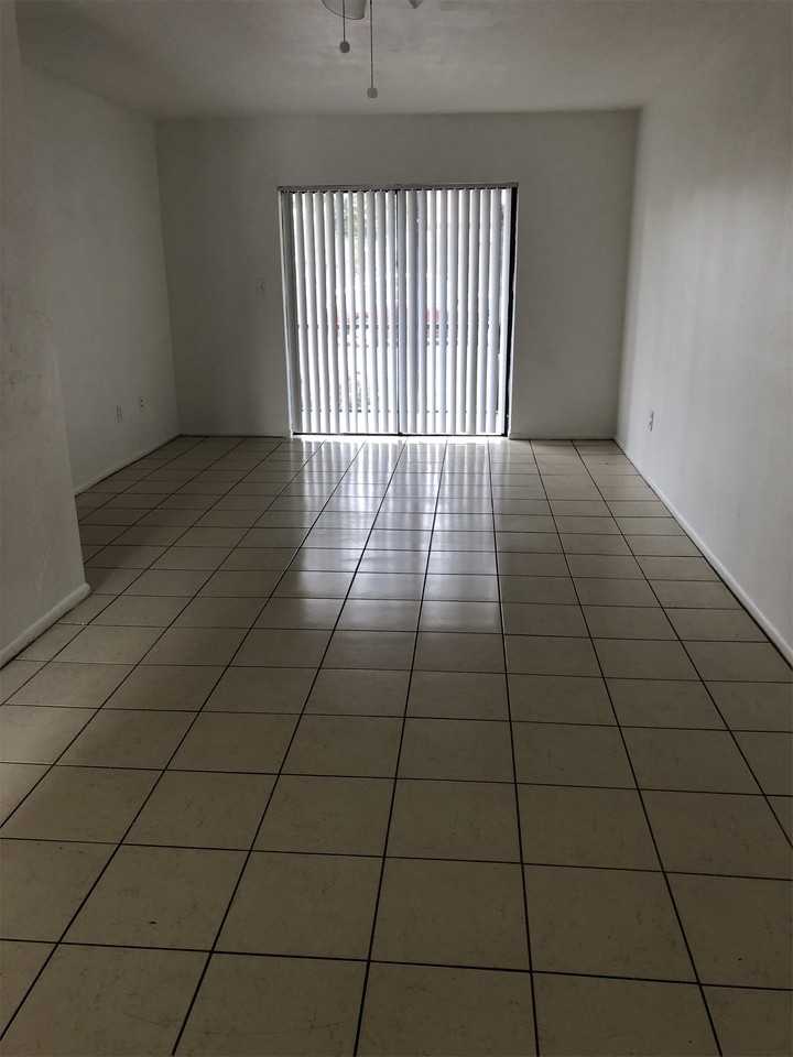 2340 Maple Ave #401 - Photo 7 of 11