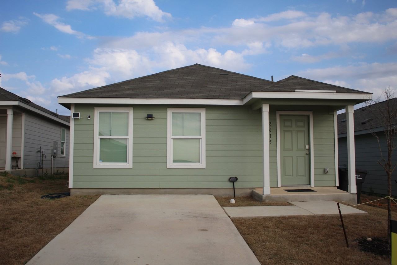 8615 Astral Pl - Photo 2 of 28