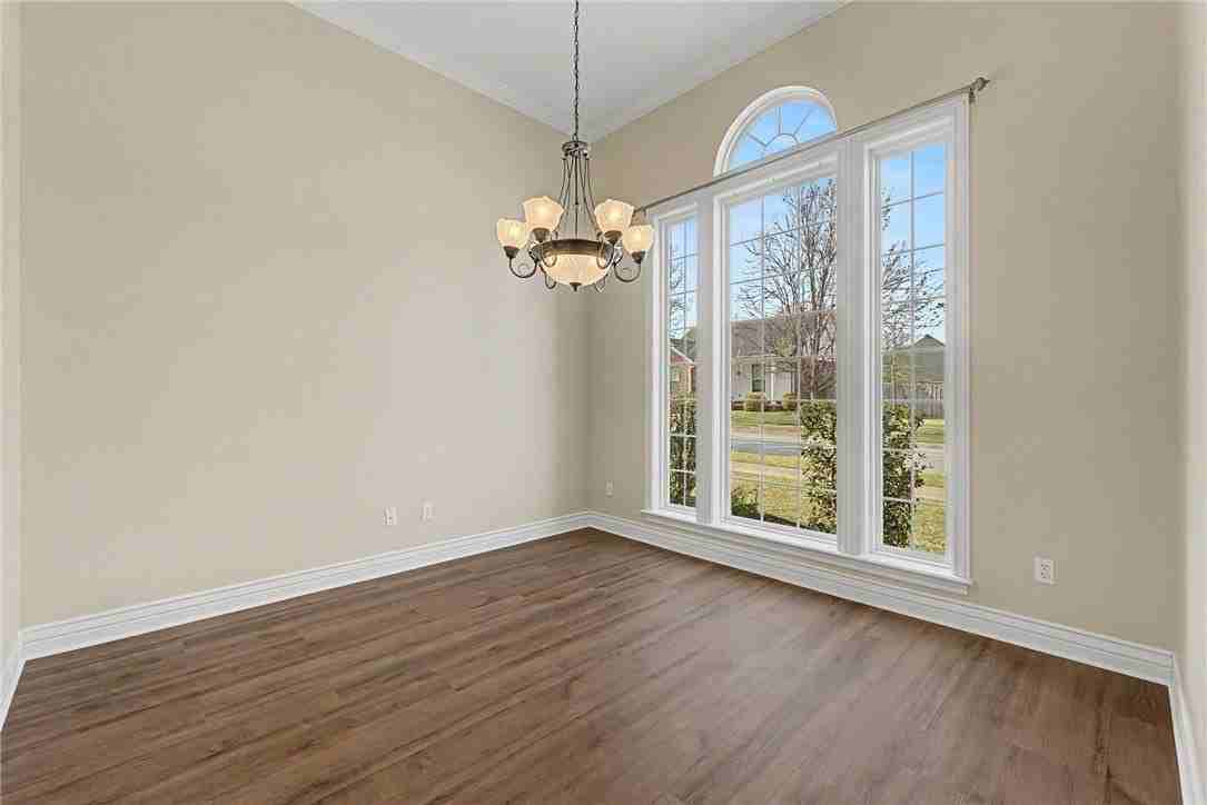 6537 Harvey Jones Ave - Photo 7 of 31