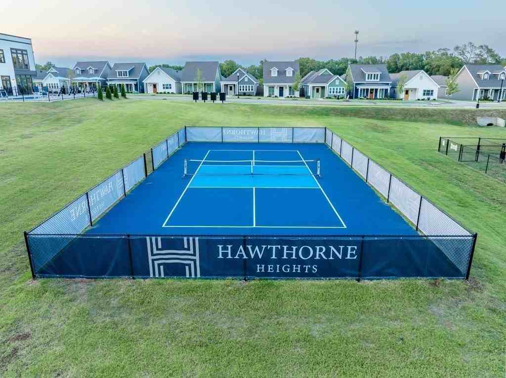 812 Ne Heights Ln - Photo 4 of 33