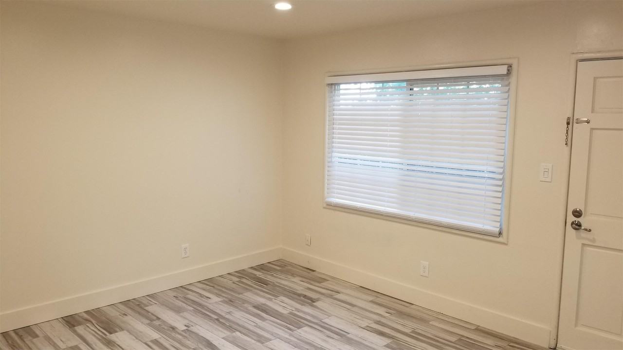 2316 E Street Sacramento CA 95816 - Photo 3 of 10