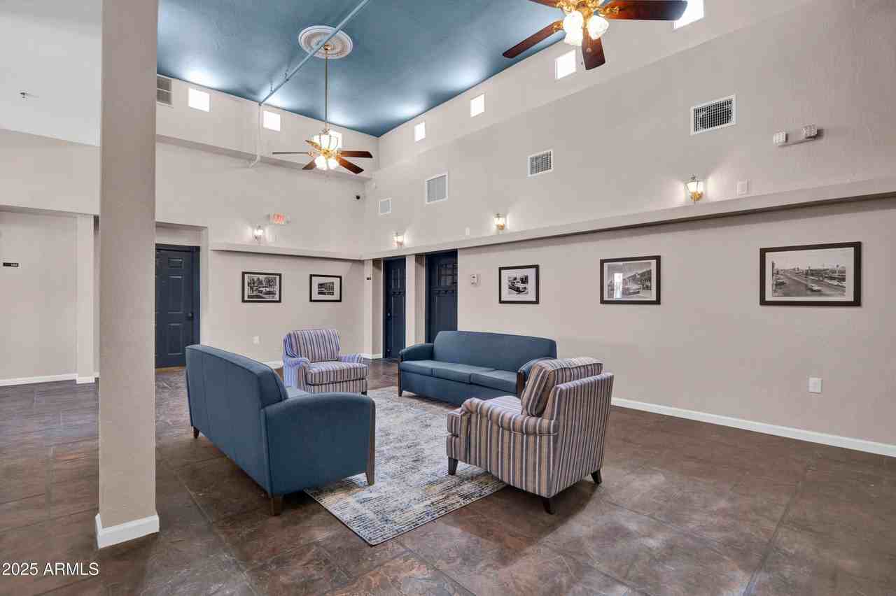 5753 W Glendale Ave Apt 103 #103 - Photo 7 of 15