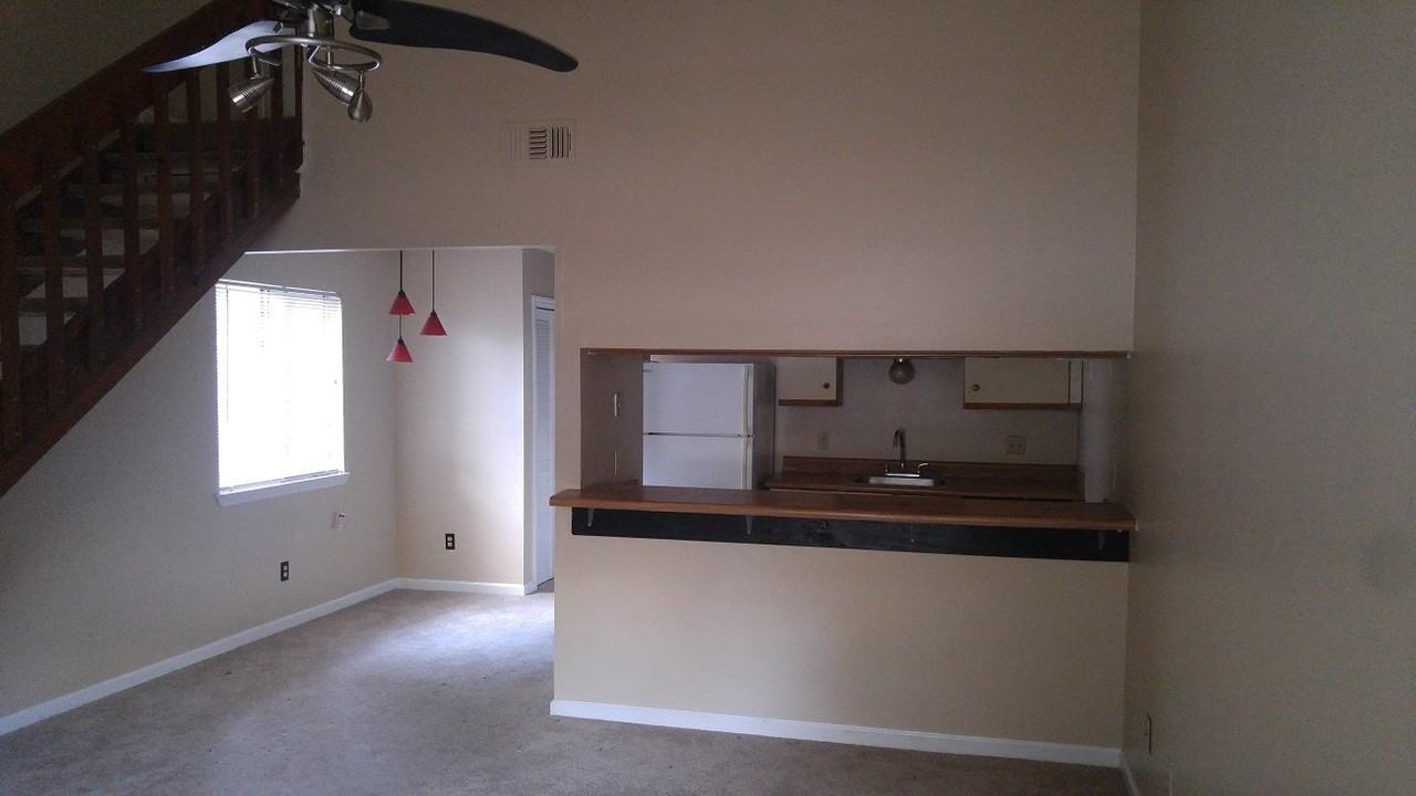2472 Talco Hills Dr #A - Photo 3 of 6