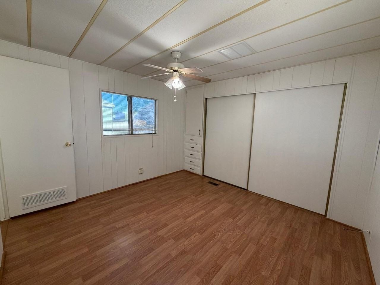 345 S 58th St #82 - Photo 5 of 17