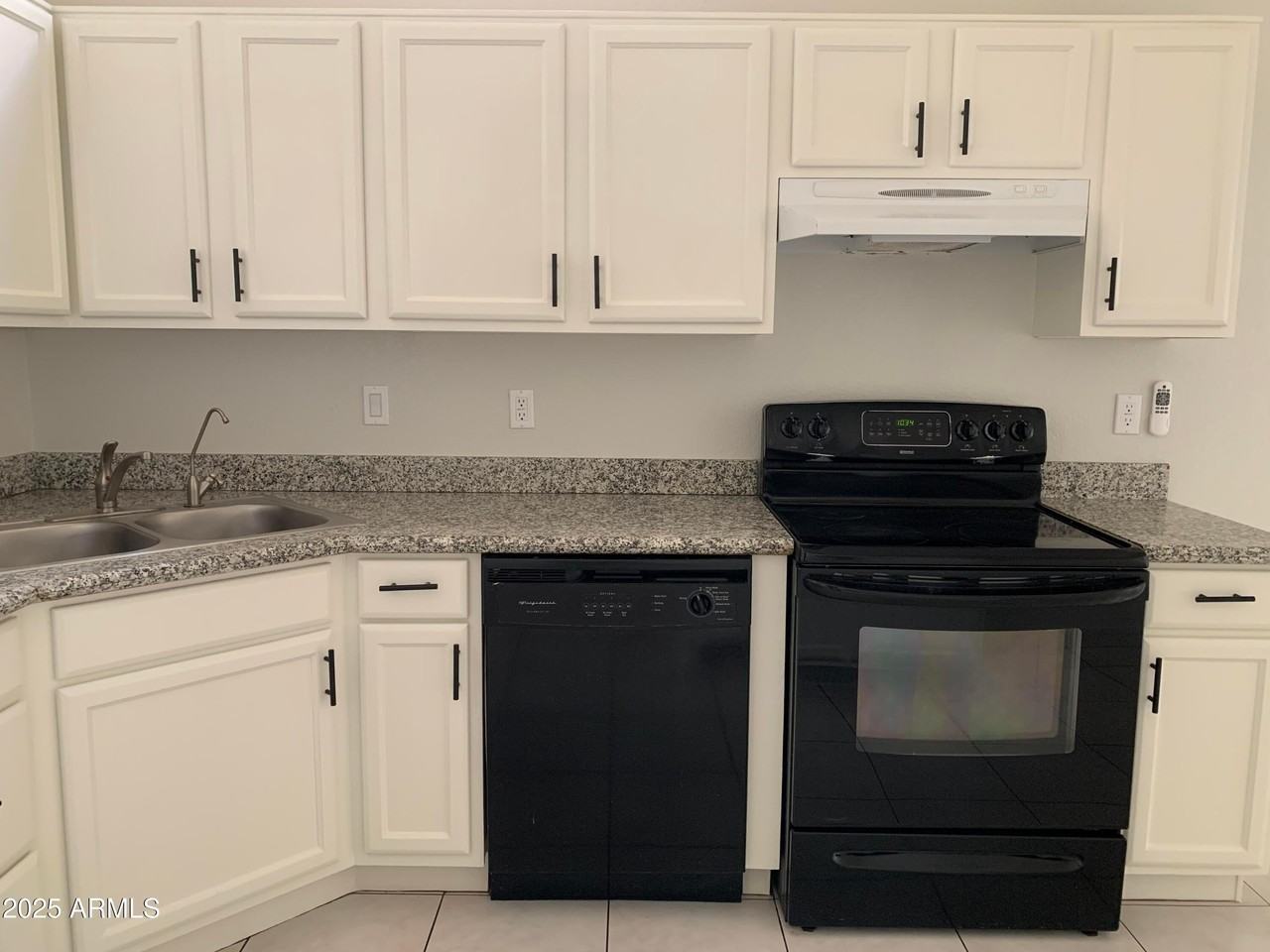 15440 N 50th Pl - Photo 5 of 30