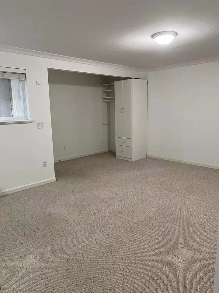 13167 14A Avenue - Photo 5 of 12