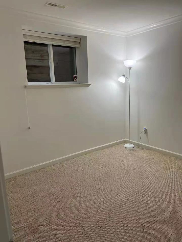 13167 14A Avenue - Photo 6 of 12