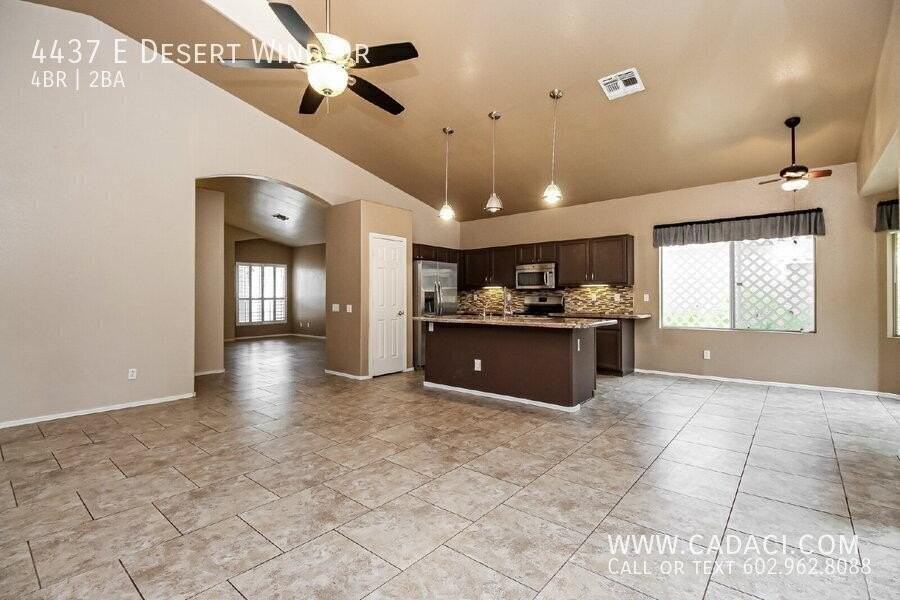 4437 E Desert Wind Dr - Photo 4 of 26