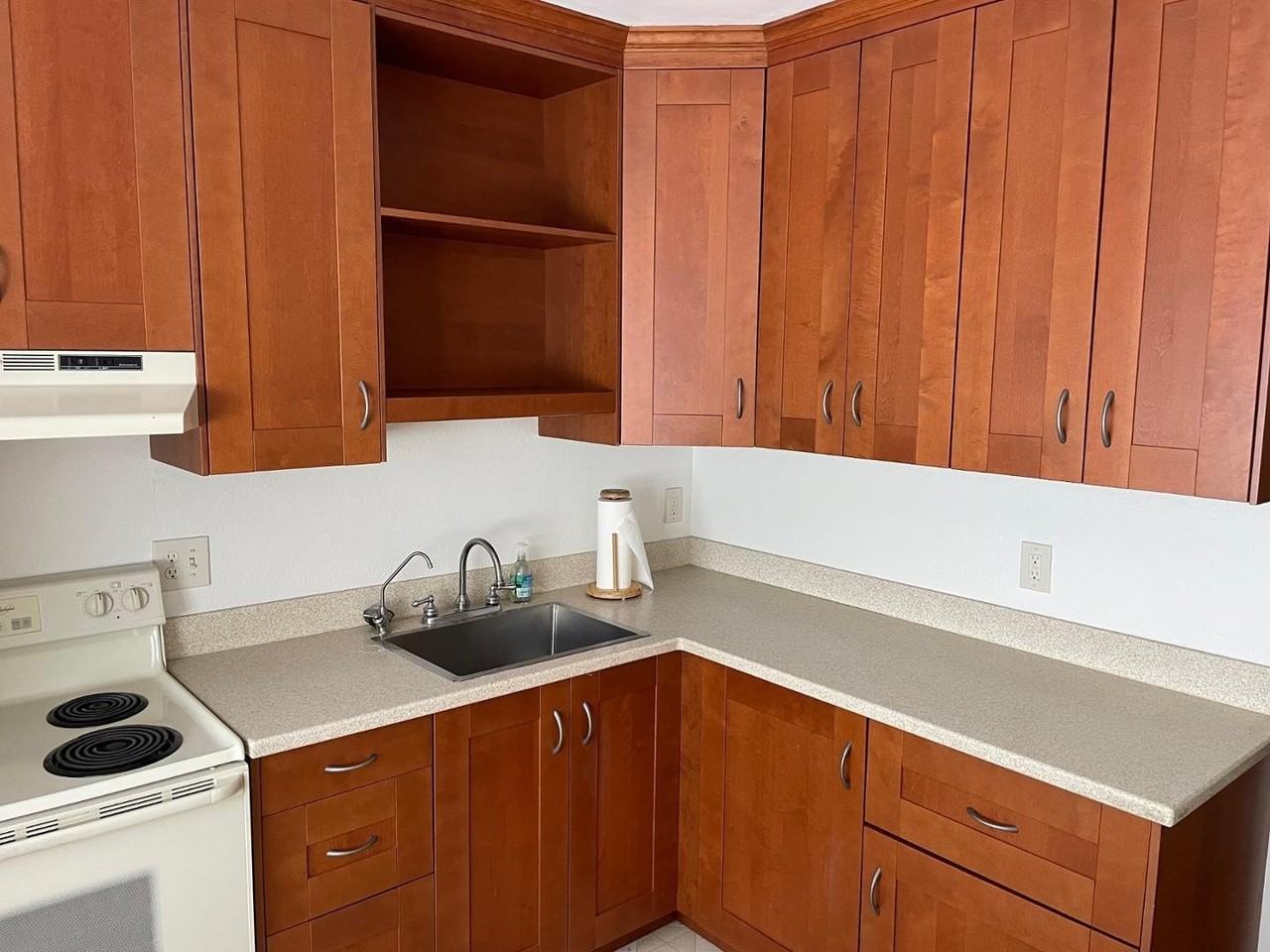 749 E Montebello Ave #232 - Photo 2 of 17