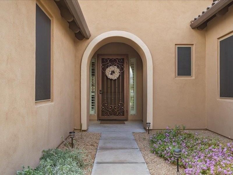 2025 W Calle De Sol - Photo 6 of 38