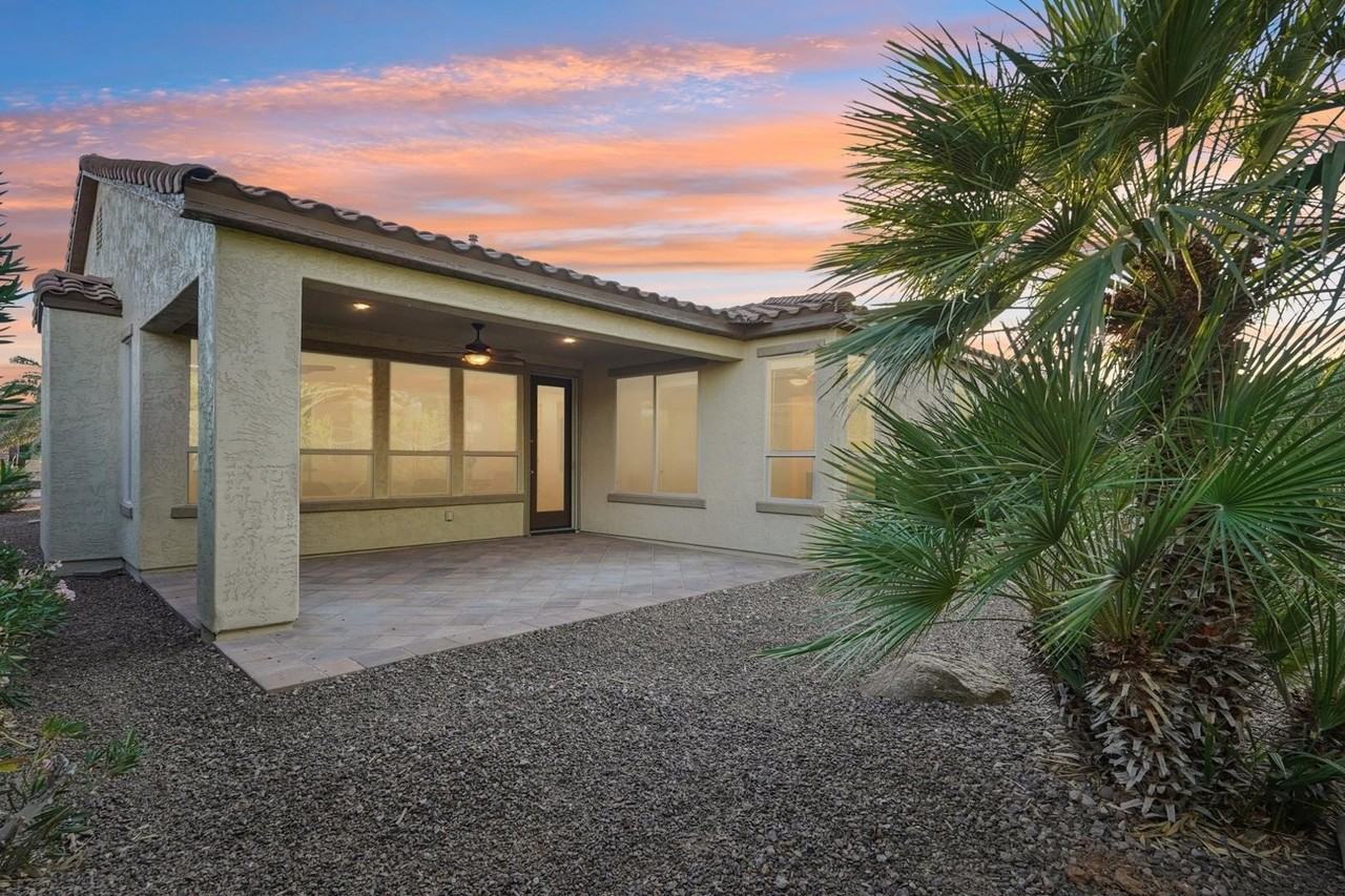 12600 W Rosewood Ln - Photo 2 of 43