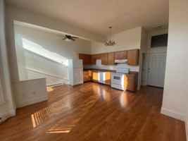featured image of 305 13th St Apt G #Apt G