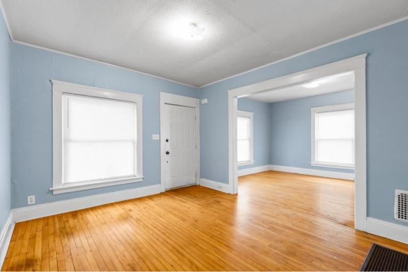 35 Auburn Ave #35 - Photo 2 of 9