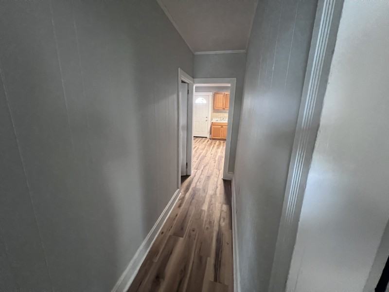 427 4th St #2 - Photo 7 of 9