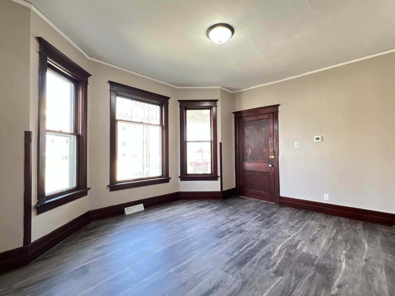 1148 West 5th Street - Photo 3 of 22