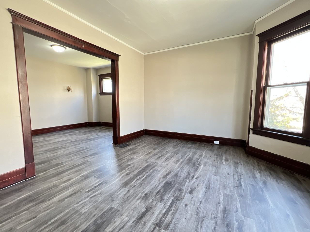 1148 West 5th Street - Photo 4 of 22