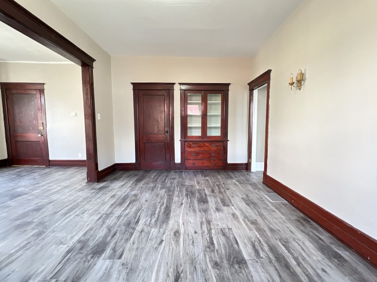 1148 West 5th Street - Photo 7 of 22