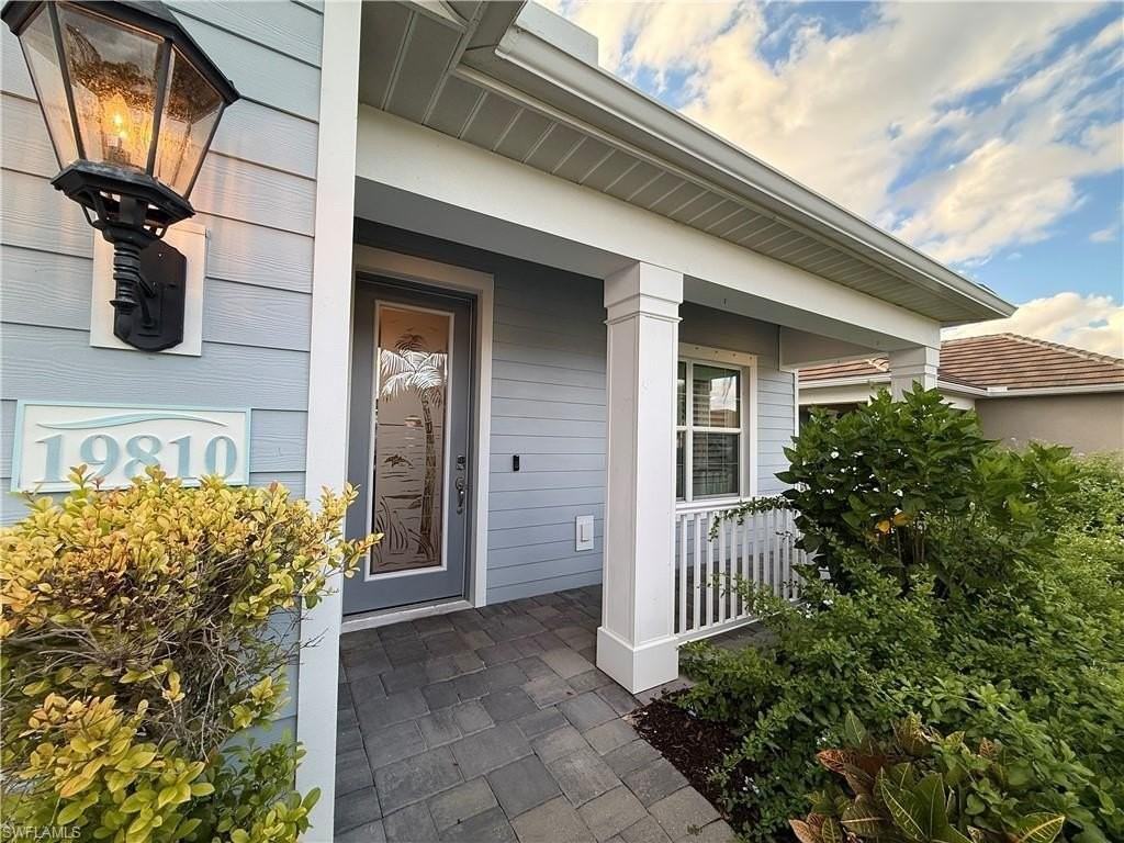 19810 Coconut Harbor Cir Lot 28 - Photo 2 of 30