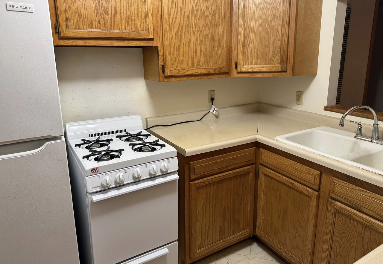 227 2nd Street Northeast - Photo 2 of 8