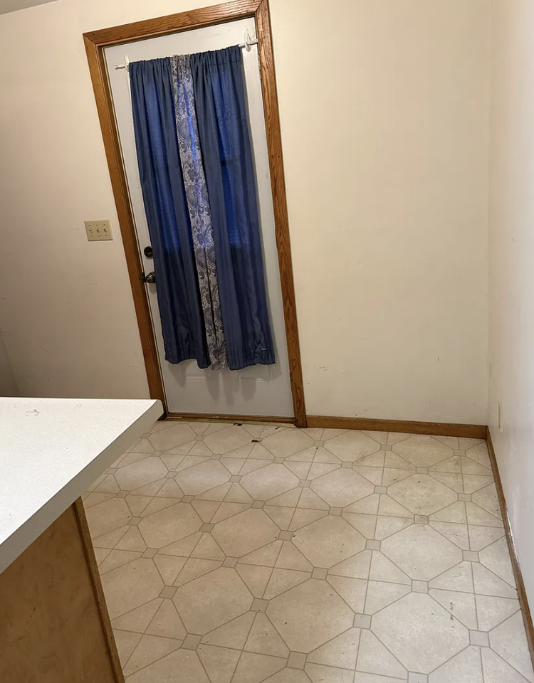 227 2nd Street Northeast - Photo 7 of 8