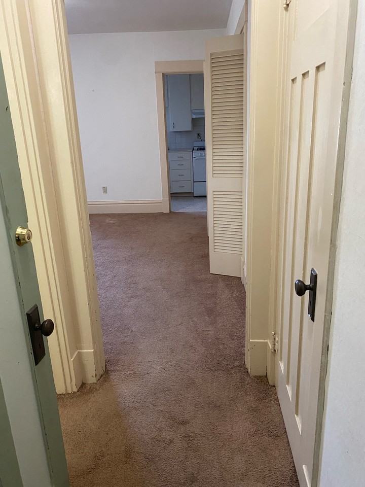 311 North Broadway Street - Photo 2 of 44