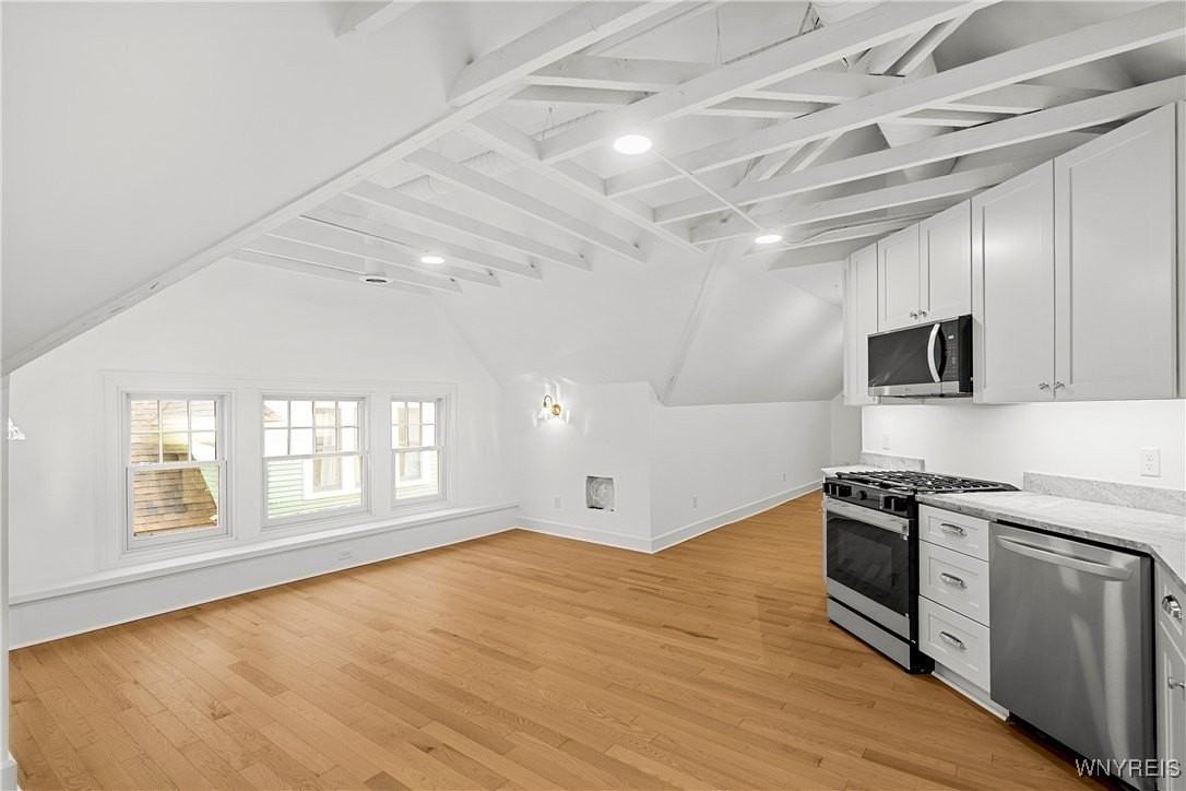 681 Lafayette Ave Unit 3 - Photo 6 of 18