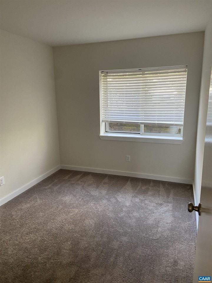 1612 Monticello Ave Unit D #D - Photo 6 of 10