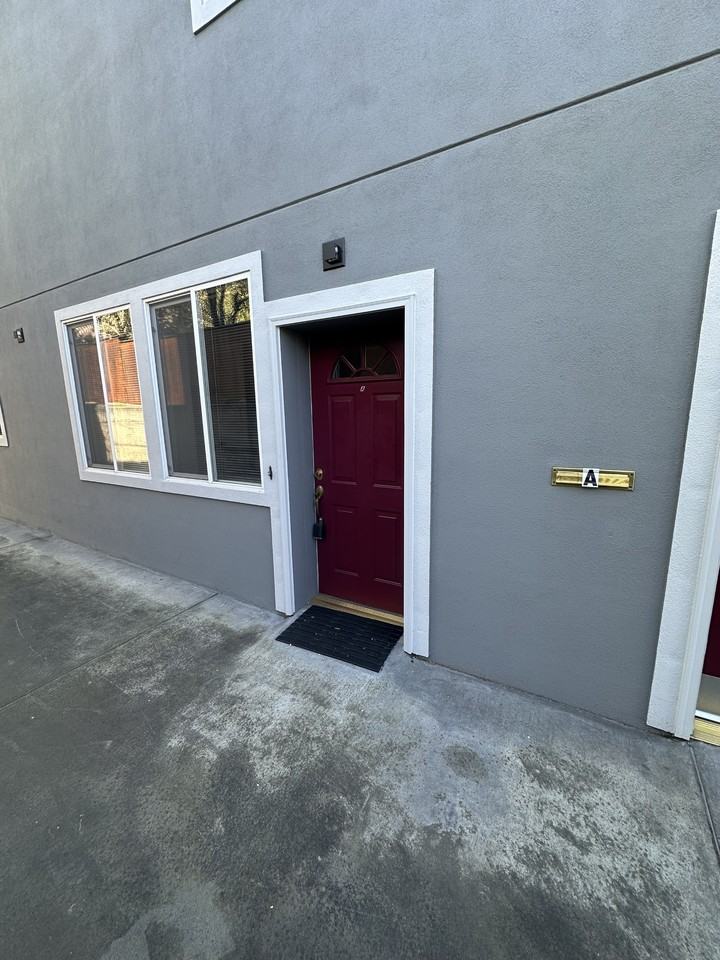 5106 Green Lake Way N. - Photo 2 of 12