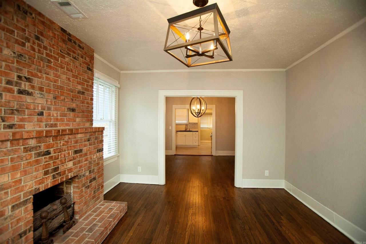 117 N Cedar St - Photo 4 of 29