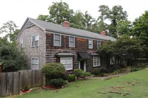 featured image of 813 Beechwood St