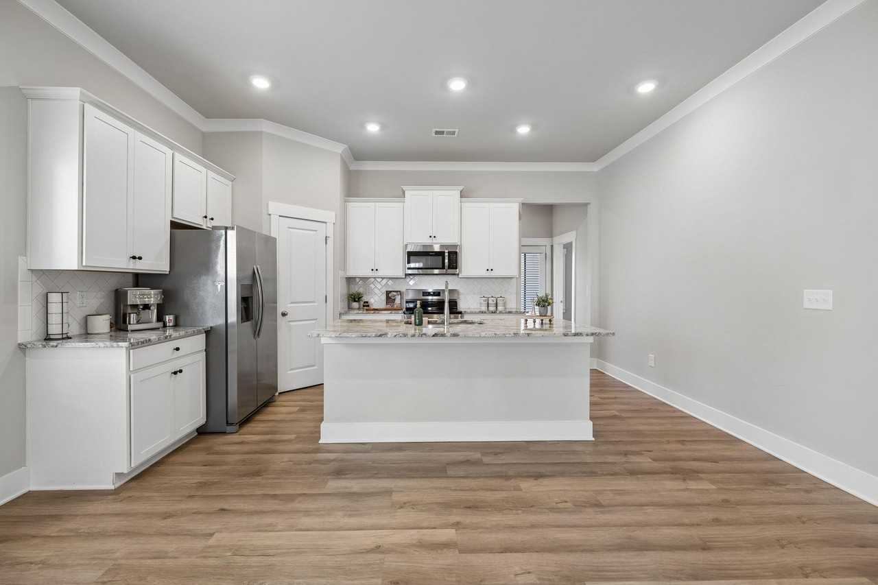 2085 Firelight Way - Photo 5 of 46