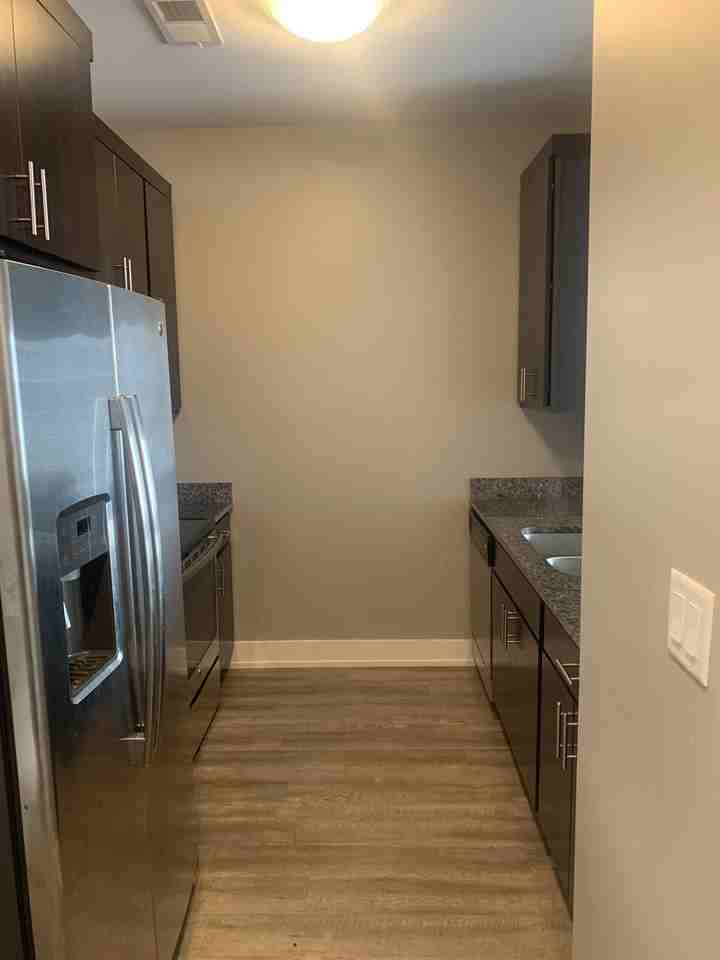 1809 N Cambridge Ave - Photo 2 of 50