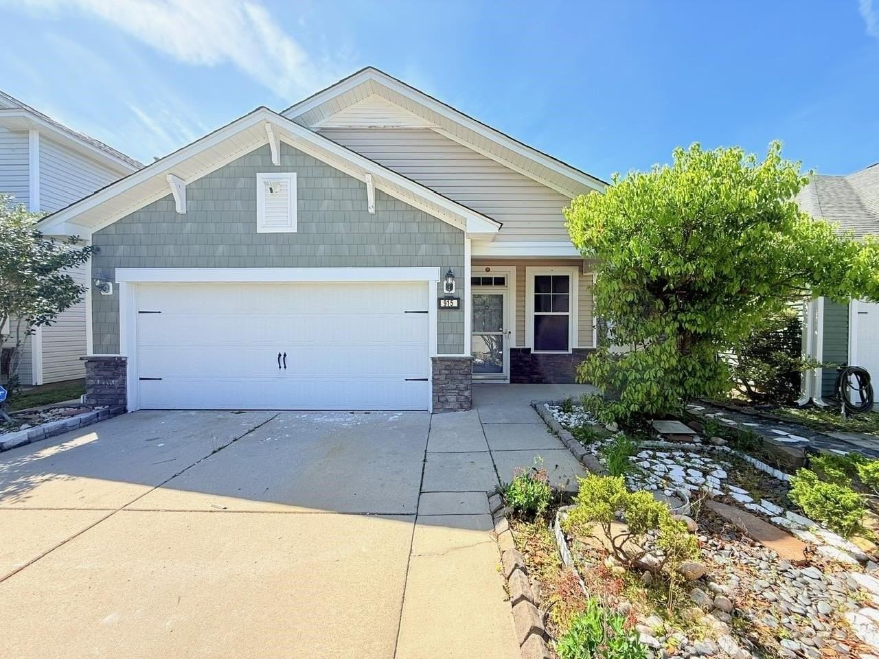 915 Oglethorpe Dr - Photo 3 of 23